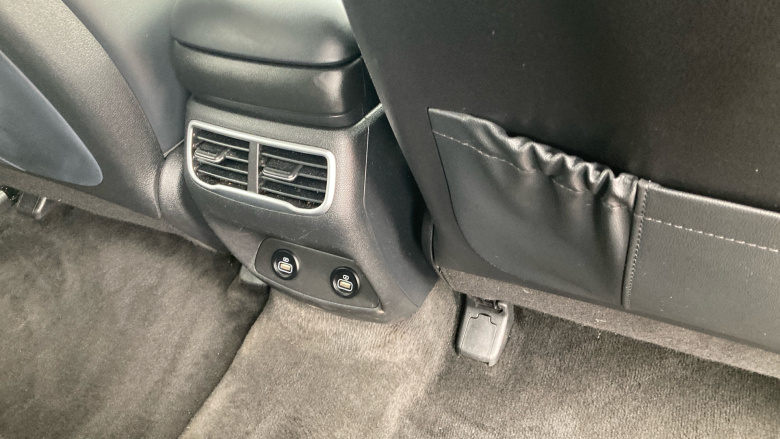 Hyundai SANTA FE 1.6 TGDi Hybrid Premium 5dr Auto Hybrid Estate